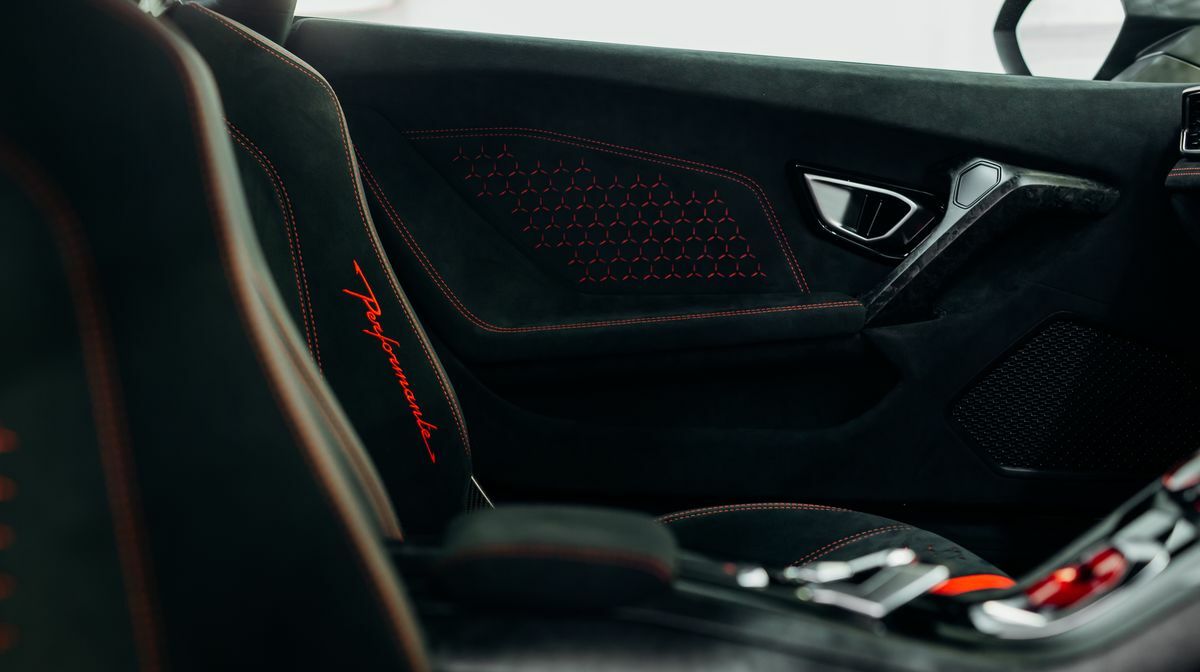 Huracan Performante Grigio Titans