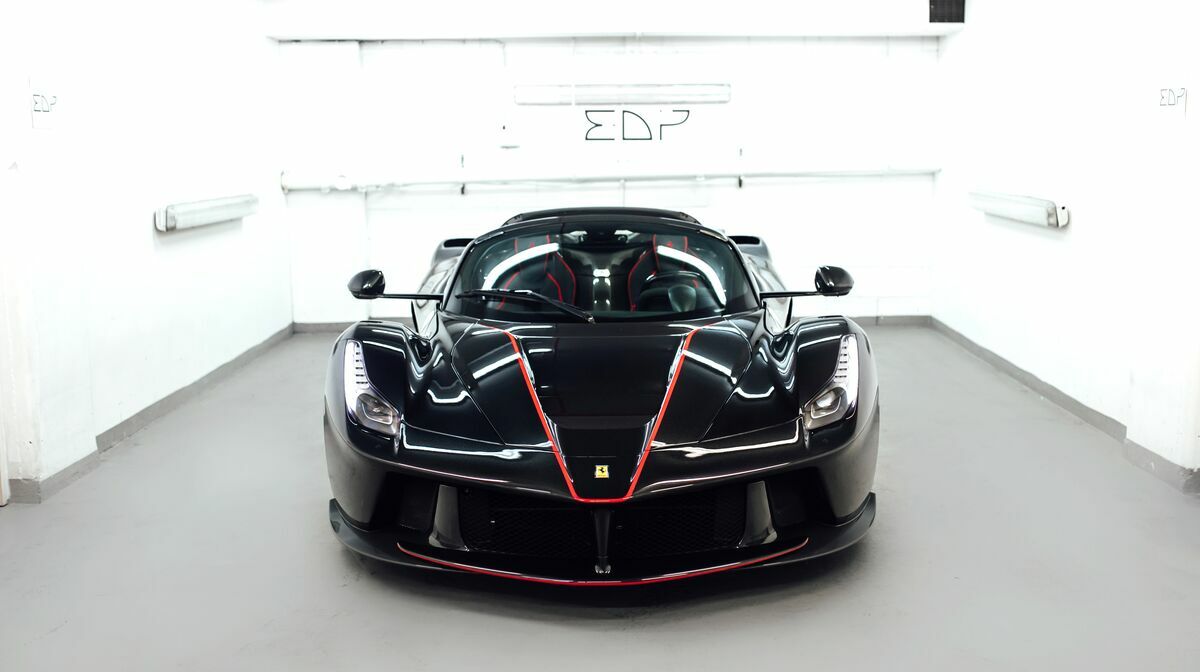 LaFerrari Aperta Nero Daytona