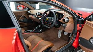 812 Superfast Rosso Magma