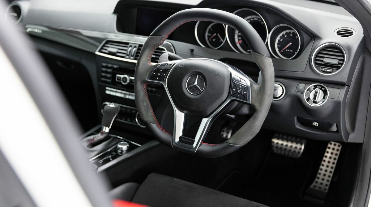 C63 AMG Black Series Diamond White
