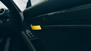 718 GT4 Crayon